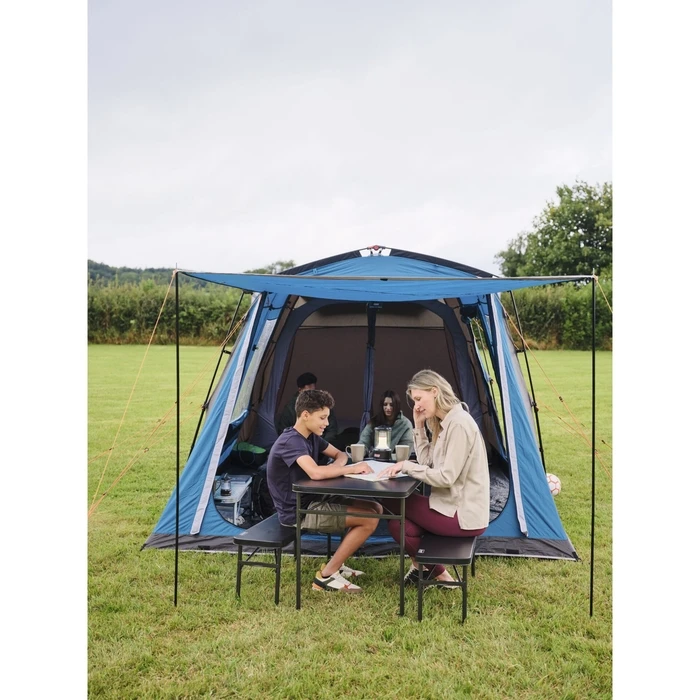 Coleman FastPitch Victoria Falls 4-Person Camping Tent (Blackout Bedroom) - Model 2229936