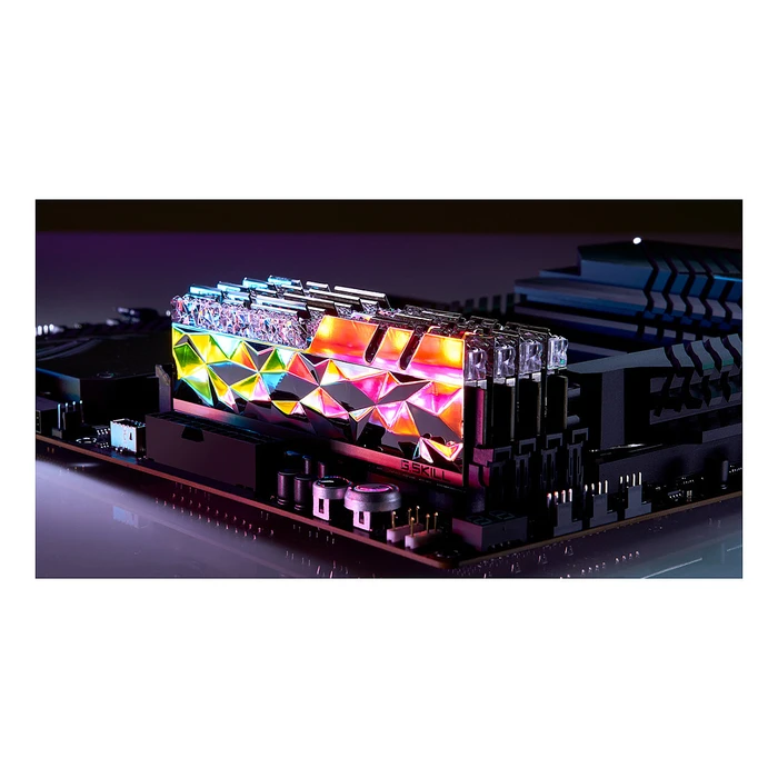 Μνήμη RAM Σταθερού DDR4 DIMM 64GB 3600(4x 16 GB)Quad-Kit(Silver, F4-3600C16Q-64GTESC, Trident Royal Elite, Intel XMP)