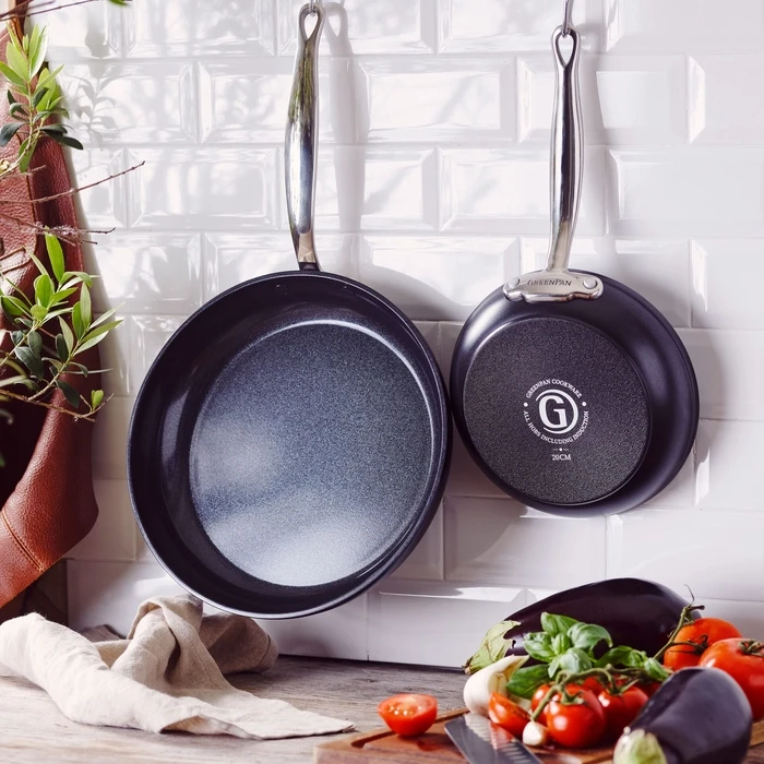 Green Pan Barcelona Pro 2-piece Non-Stick Frying Pan Set (PFOA-free)