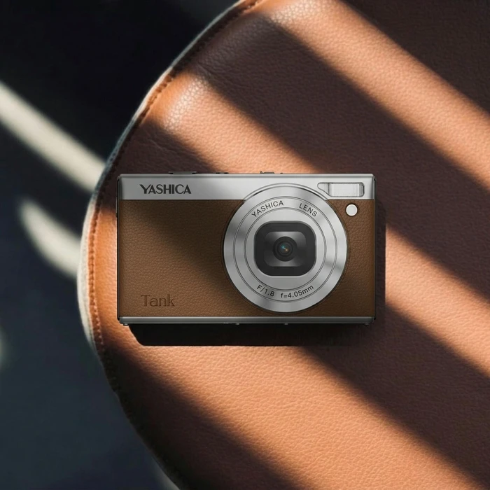 Yashica Tank Compact Brown
