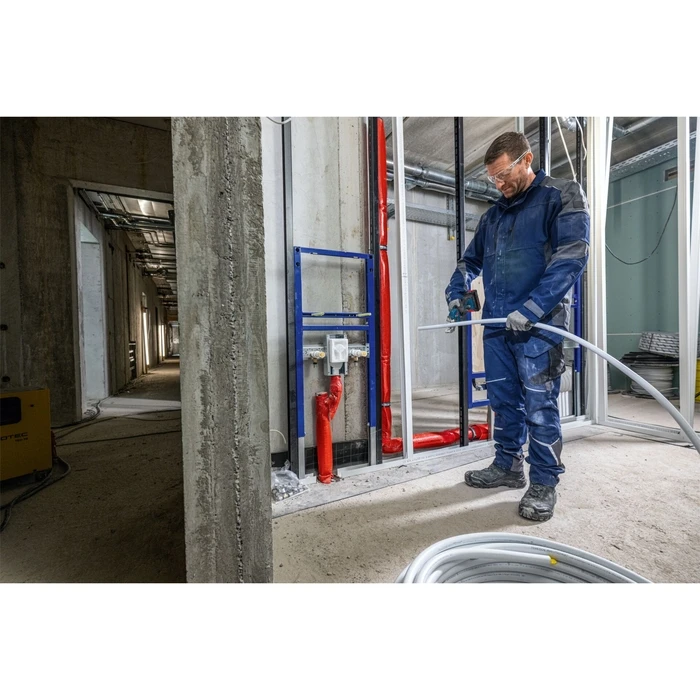 Bosch GPC18V-32P Cordless Pipe Cutter 18V (Tool Only) - GPC18V-32P