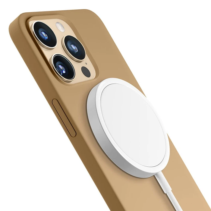 3MK Hardy Case Apple iPhone 15 Pro MagSafe dark gold