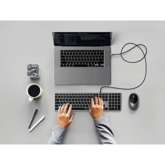 Satechi Slim W3 Wired USB-C Keyboard (space gray)