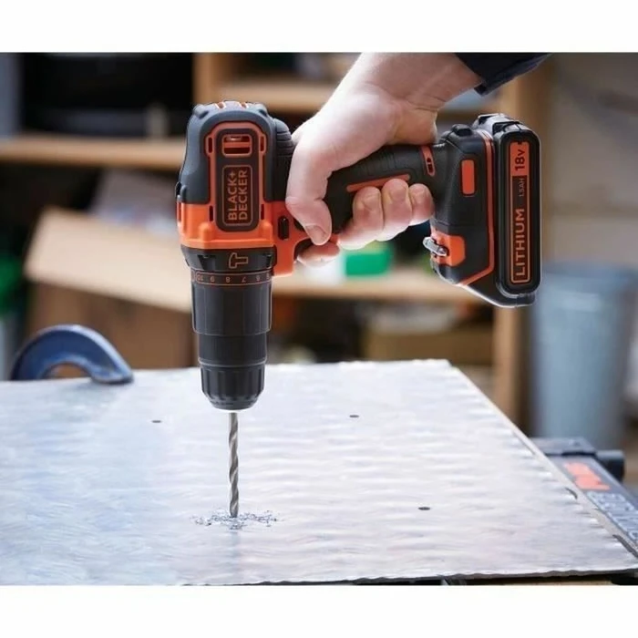 Ηλεκτρικό κατσαβίδι Black & Decker BDCHD18C2TA-QW 18V 
