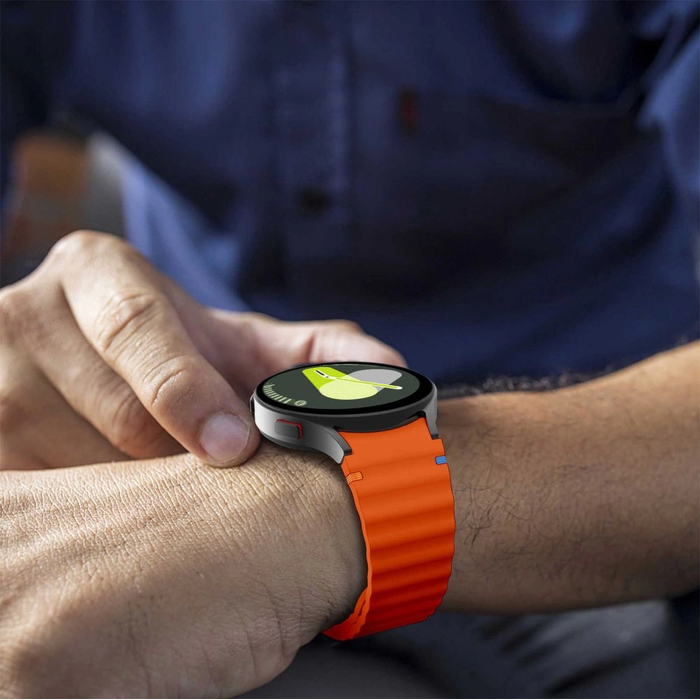 Tech-Protect Silicone Sport Strap for Samsung Galaxy Watch 4/5/5 Pro/6/7/FE Orange