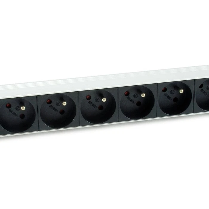 Πολύπριζο Equip 19"(1HE)8fach CEE7/7 1,8m Kabl.(Fr)si