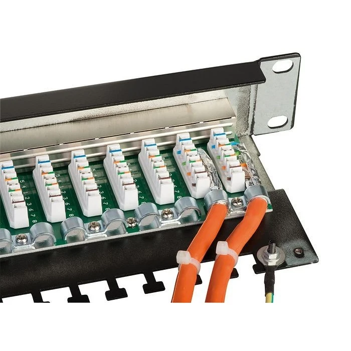 Patch Panel Lindy Cat6 24p STP 1HE Black