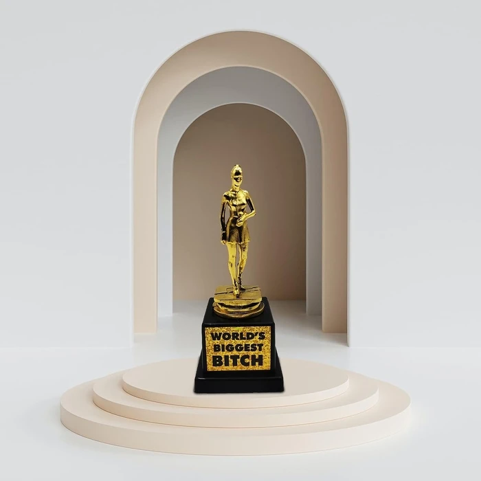 Gadget Mad Monkey - TROPHY "World's Biggest Bitch"