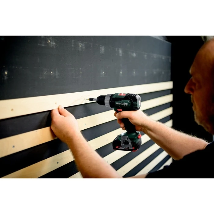 Δραπανοκατσάβιδο Metabo BS 18 L 2x 2Ah MetaboX Akku-οδηγός