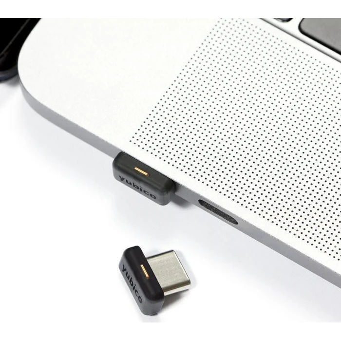 Αντάπτορας Δικτύου USB YUbico YubiKey 5C Nano FIPS