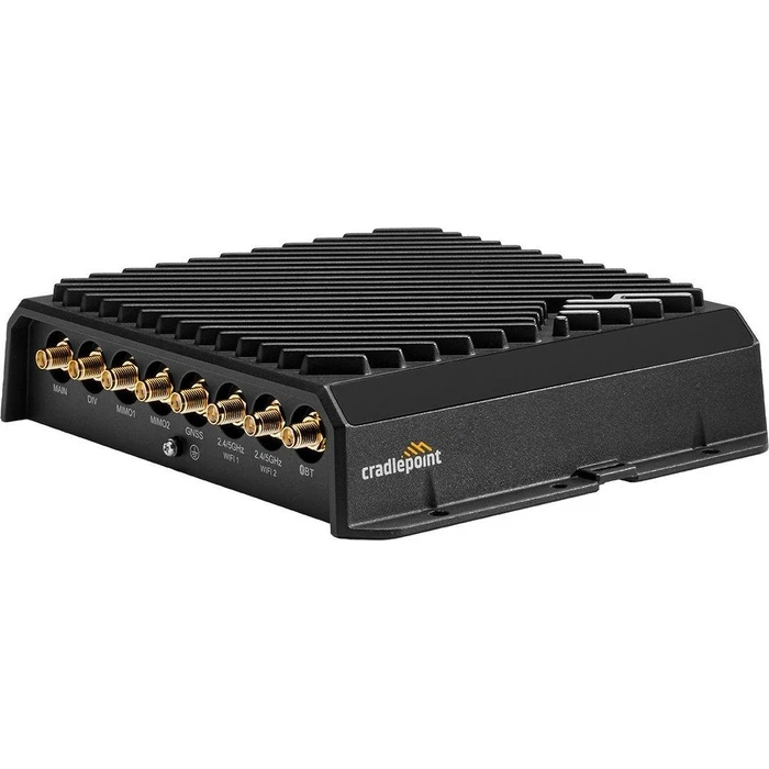 Cradlepoint R1900 5G Router με 3ετή άδεια NetCloud Mobile Essentials