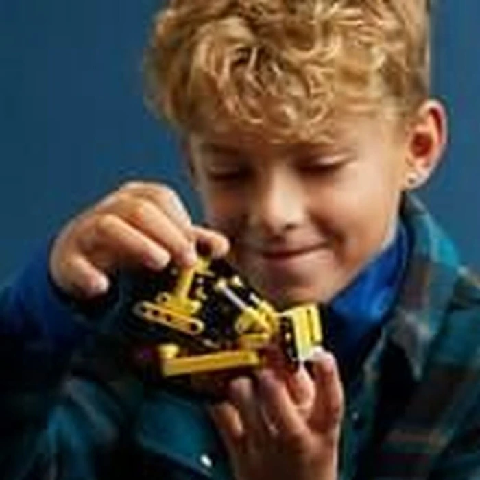 LEGO 42163 Heavy- Duty Bulldozer