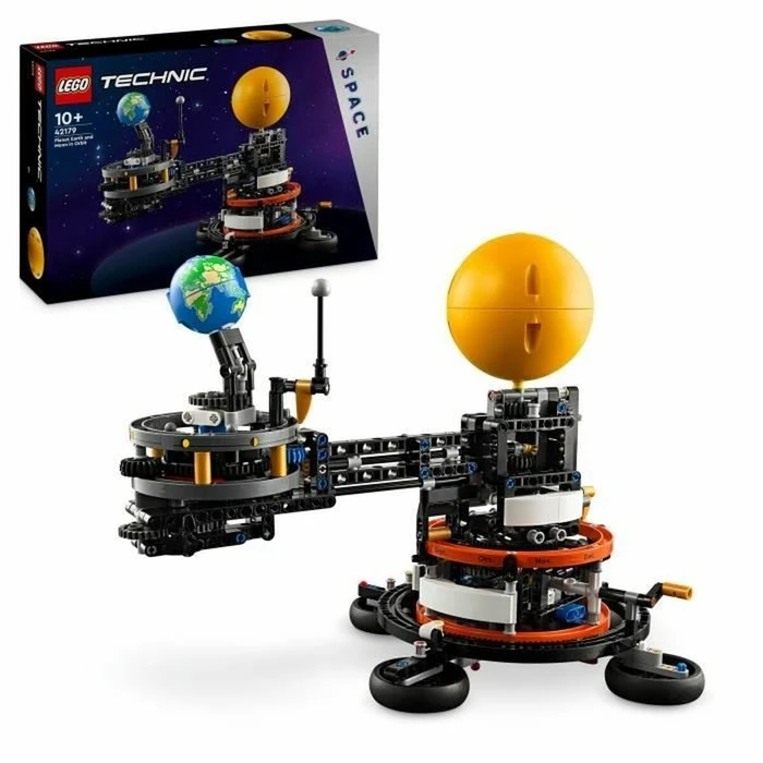 LEGO Technic 42179 Planet Earth and Moon in Orbit