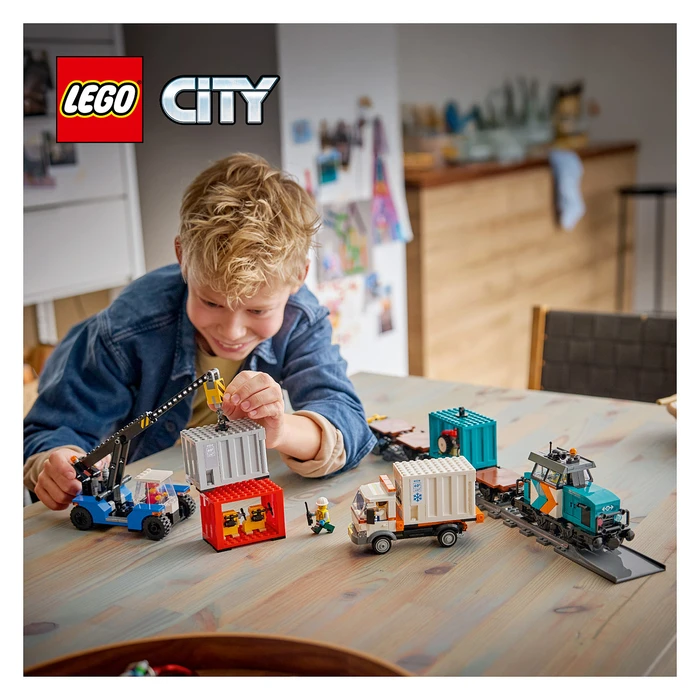 LEGO City Λιμενικό Φορτηγό Τρένο με Γερανό & Φορτηγό, 7+ ετών, 803 τεμάχια (60509)