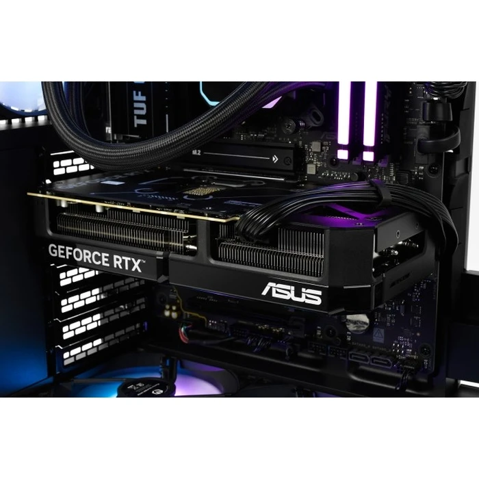 Level UP [R19] Επιτραπέζιος Υπολογιστής Ryzen 7 / RTX 5070 / 64GB / 2TB - Komputronik