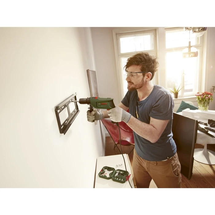 Bosch Easyimpact 630 Κρουστικό Δράπανο 630W με Θήκη