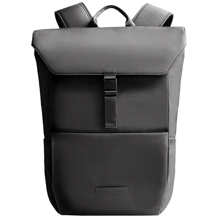 UNIQ Arden RPET 24L backpack black