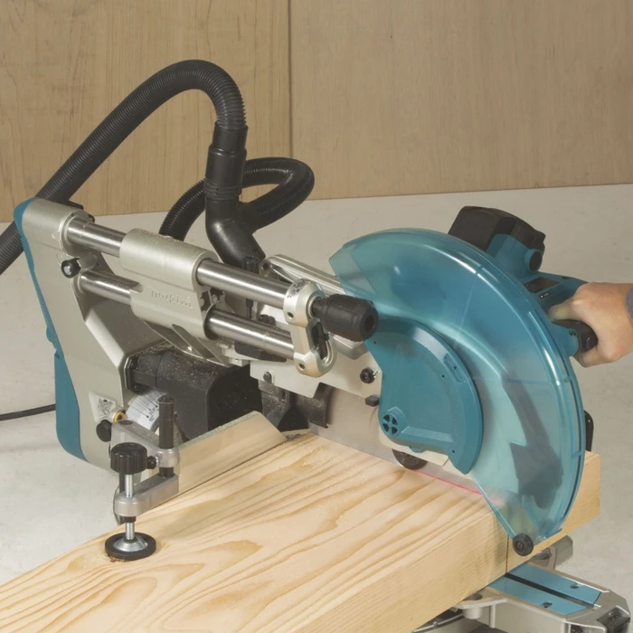 Πριόνι εγκάρσιας κοπής Makita LS1219L