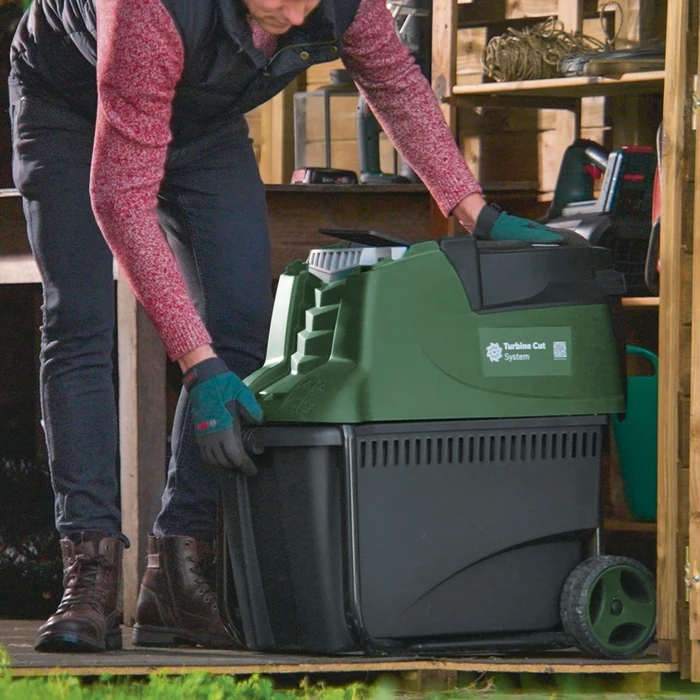 Bosch AXT 25 TC Θρυμματιστής Κλαδιών Ηλεκτρικός με Κάδο 2500W