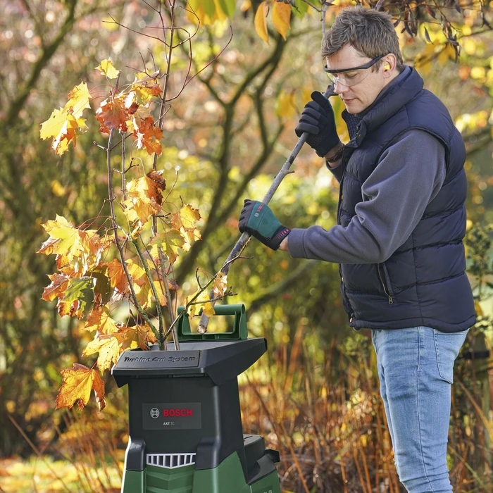 Bosch AXT 25 TC Θρυμματιστής Κλαδιών Ηλεκτρικός με Κάδο 2500W