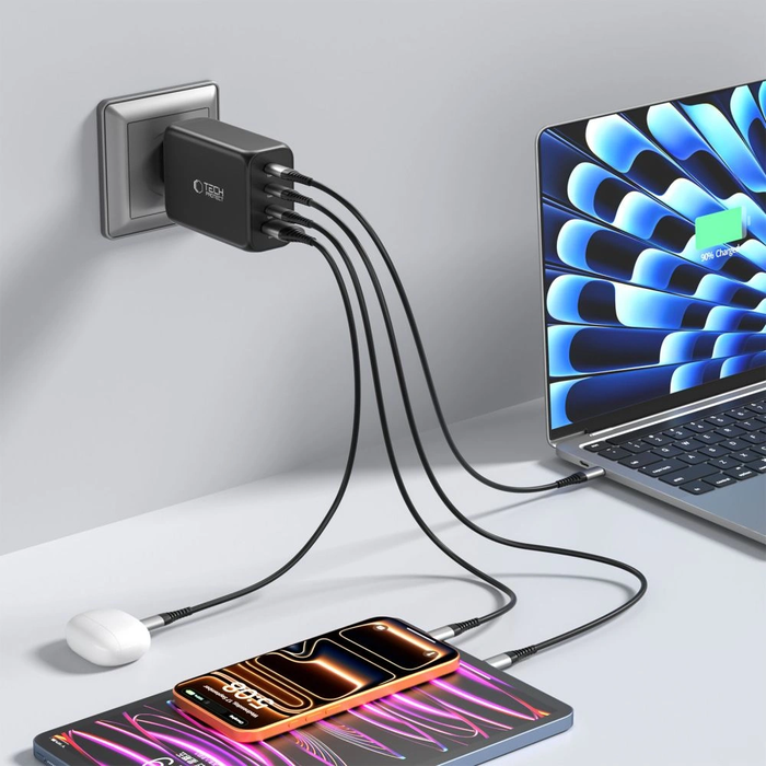 Tech-Protect NC240W-GAN 4-port Network Charger PD 240W / QC3.0 Black