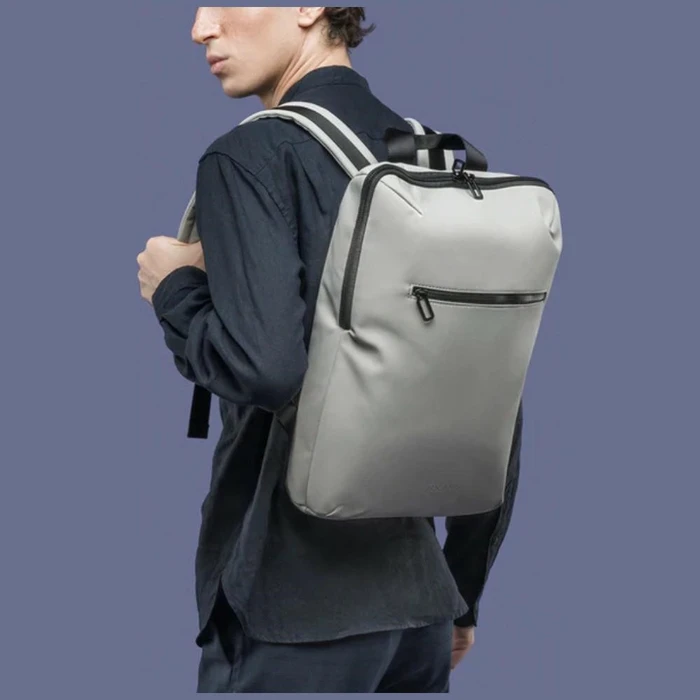 Tucano Gommo Backpack for a 15.6" Laptop / MacBook Pro 16" grey