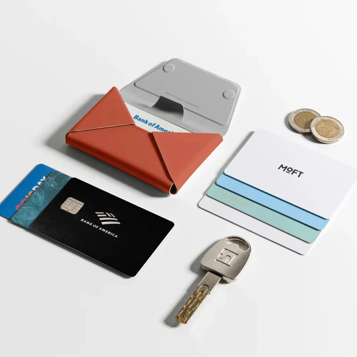 MOFT Agile Travel MagSafe clay