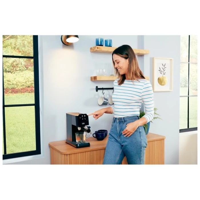 Beko Μηχανή Espresso CEP5302B Μαύρη 1628W 15 bar