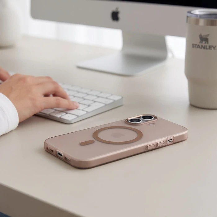 Tech-Protect MagZero MagSafe Apple iPhone 17 Matte Desert Gold