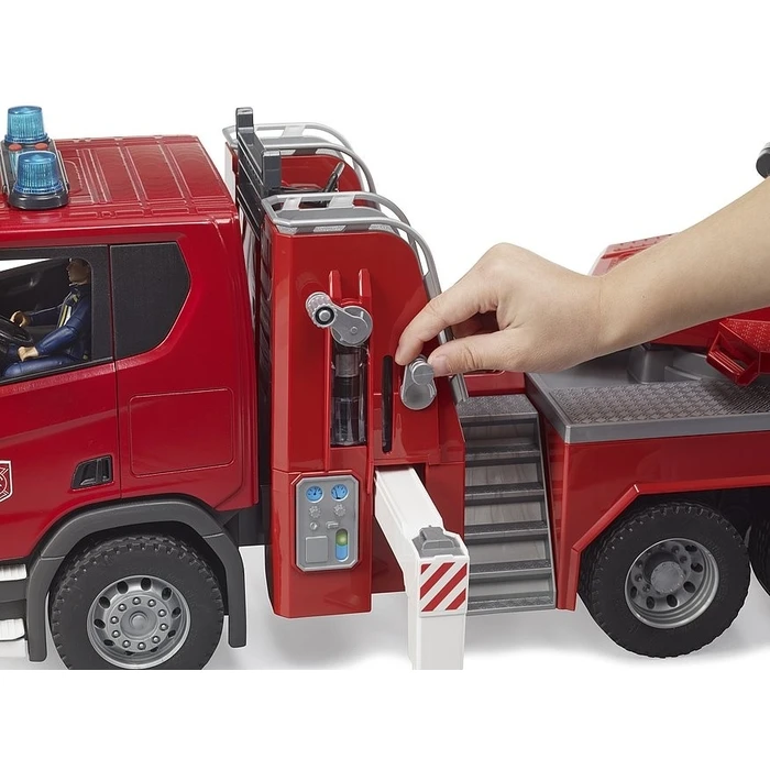 Bruder Vehicle Scania Super 560r Fire Engine With Waterpump
