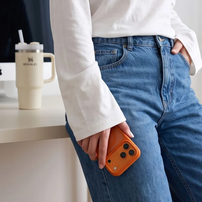 Tech-Protect Magmat MagSafe CC Apple iPhone 17 Pro / 18 Pro Matte Cosmic Orange