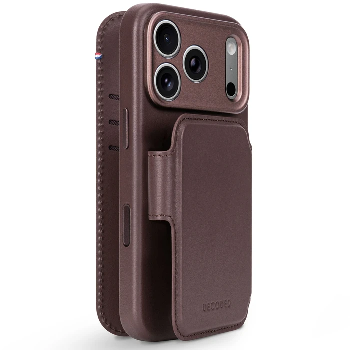 Decoded Leather Detachable Wallet Apple iPhone 18 Pro Max / 17 Pro Max MagSafe (chocolat brown)