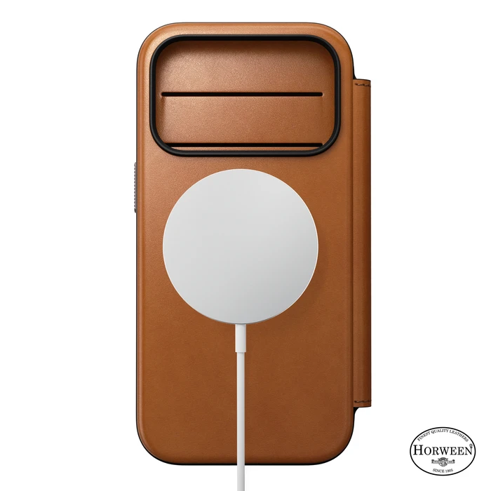 NOMAD Modern Leather Folio Apple iPhone 18 Pro / 17 Pro MagSafe, Horween leather (saddle)