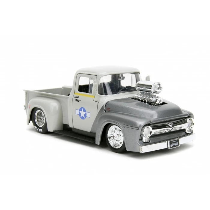 Jada Toys Vehicle With Figure Street Fighter 1956 Ford Pickup 1/24