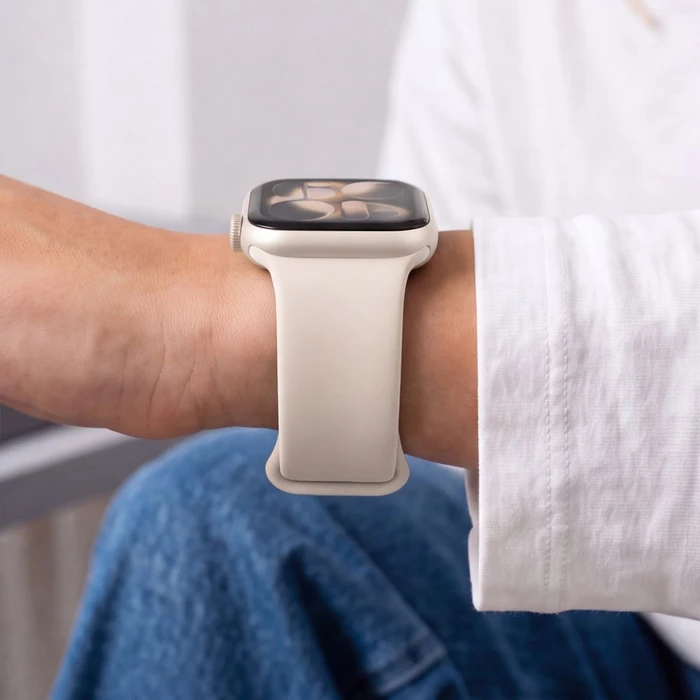 Tech-Protect Silicone Apple Watch 8 / 9 / 10 / 11 / 12 / SE / Ultra 44/45/46/49 mm Starlight