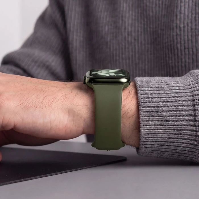 Tech-Protect Silicone Apple Watch 8 / 9 / 10 / 11 / 12 / SE / Ultra 44/45/46/49 mm Olive Green