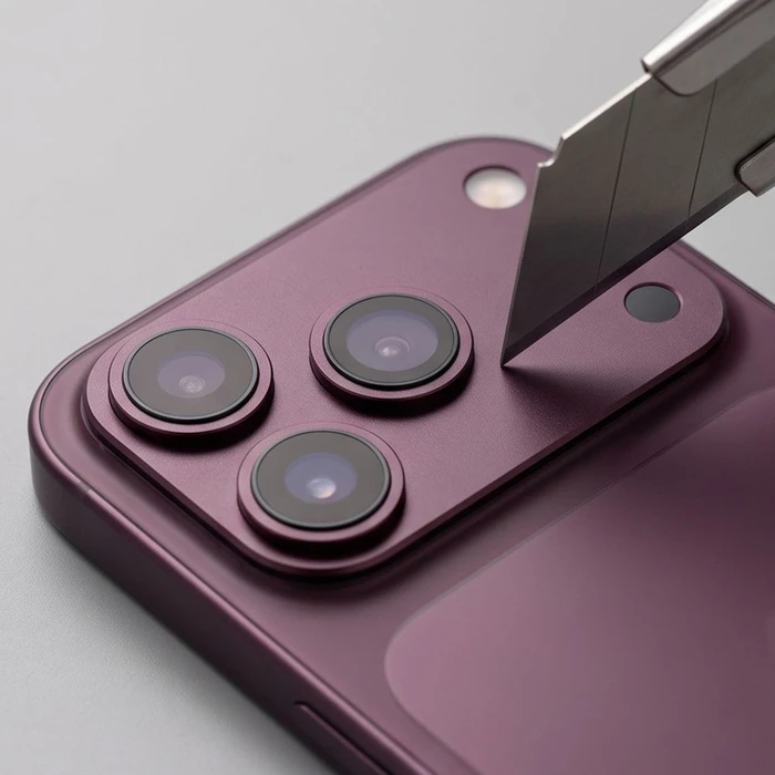 Tech-Protect Camalloy Fit+ Apple iPhone 18 Pro Burgundy