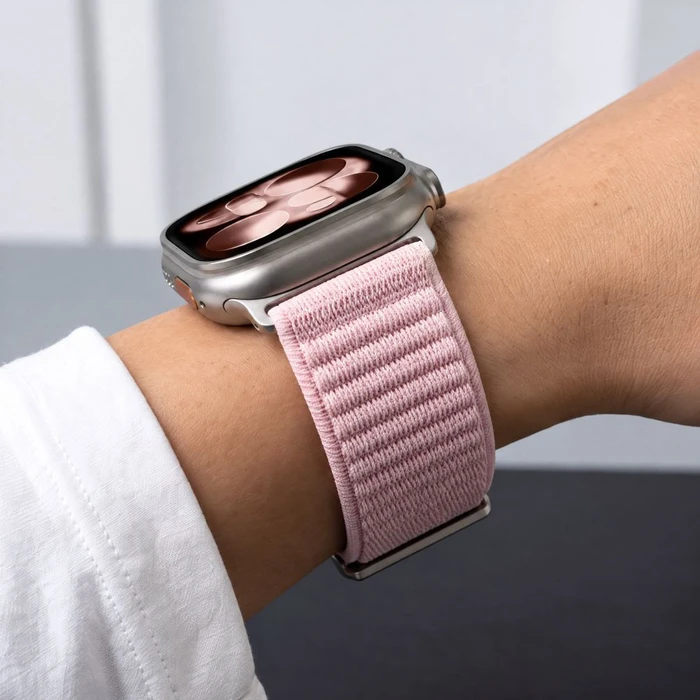 Tech-Protect Nylonloop Apple Watch 8 / 9 / 10 / 11 / 12 / SE / Ultra 44/45/46/49 mm Powder Pink