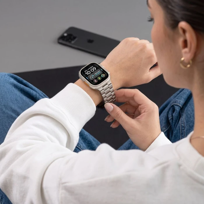 Tech-Protect Stainless Apple Watch 8 / 9 / 10 / 11 / 12 / SE / Ultra 44/45/46/49 mm Starlight