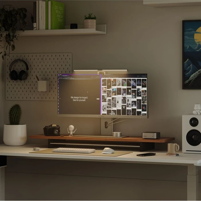 Alogic Illuminate Light Bar with 4K Autofocus Camera Space Grey