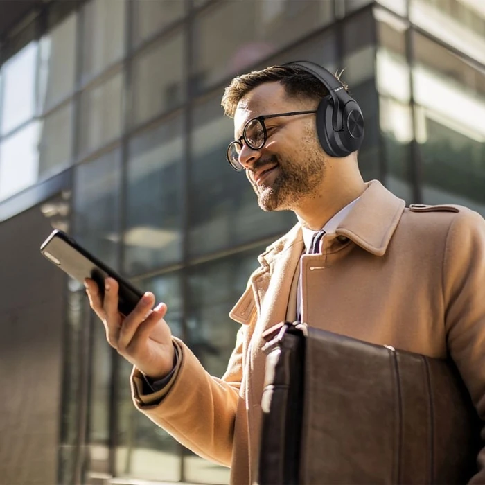 Ακουστικά Ασύρματα Over Ear Αναδιπλούμενα Με Bluetooth Akai BTH-P100 