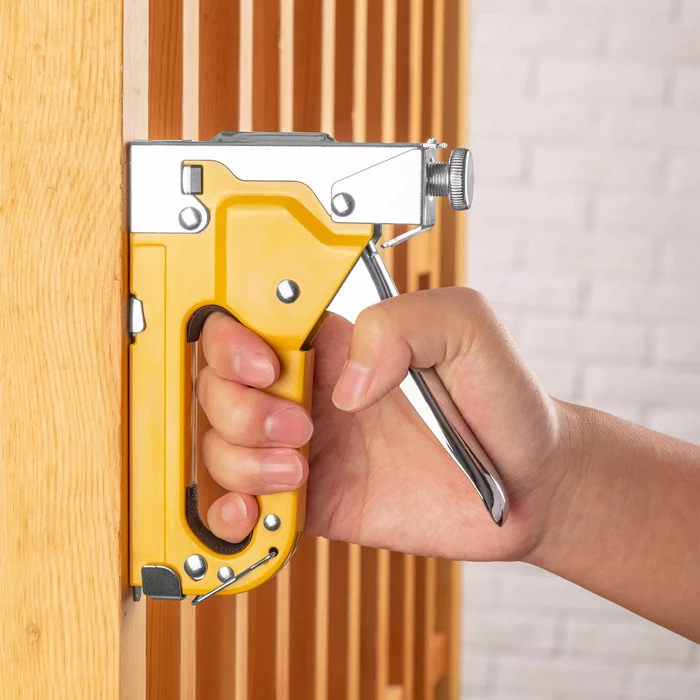 Deli Καρφωτικό Χειρός Συνδετήρων Dl238104 Με 6000x Συνδετήρες, 3 Σε 1