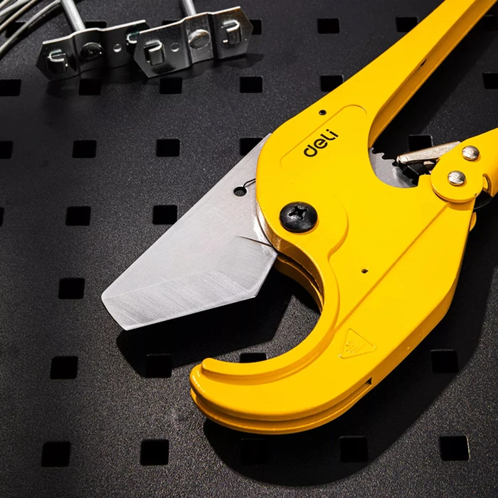 Deli Κόφτης Πλαστικού Σωλήνα Dl2509 Με Μέγιστη Διάμετρο 63mm