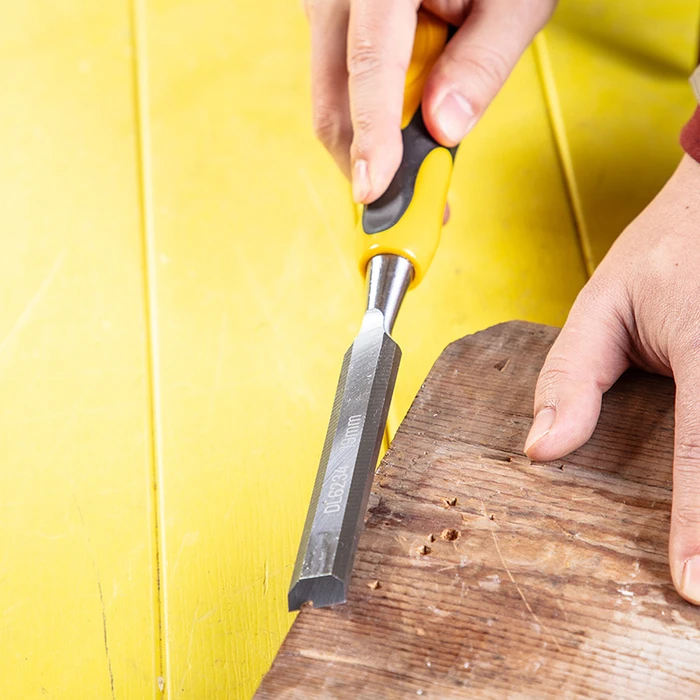 Σκαρπέλο Deli Ξύλου Dl6234 με Αντιολισθητική Λαβή, 19Mm