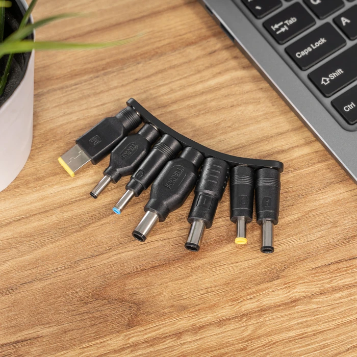 Kruger&Matz Universal Laptop Charger USB-C 45W (KM1450-45) with Detachable Cable and 7 Tips