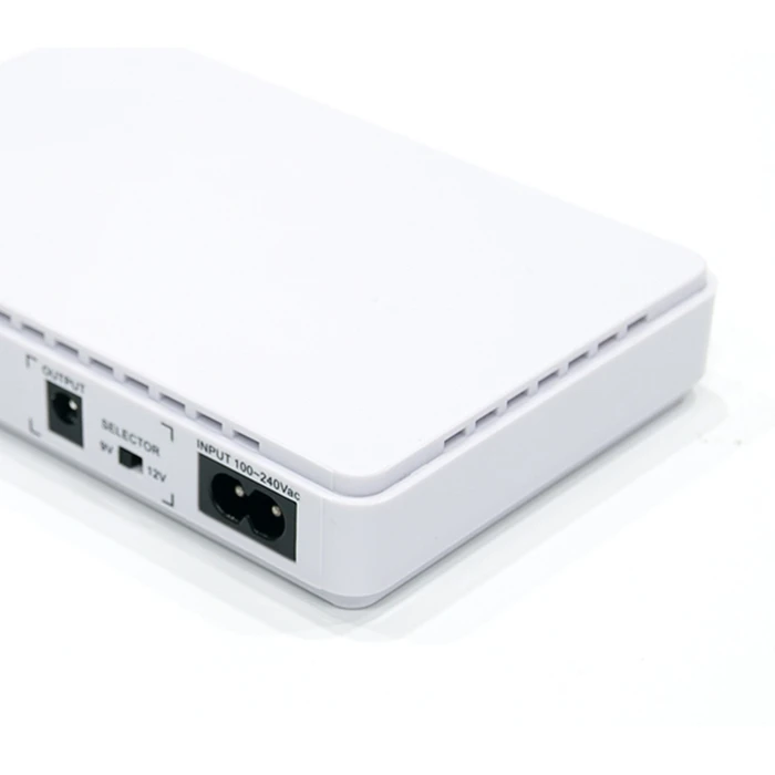 UPS Lamtech MINI DC UPS 15W 9V/12V OUTPUT