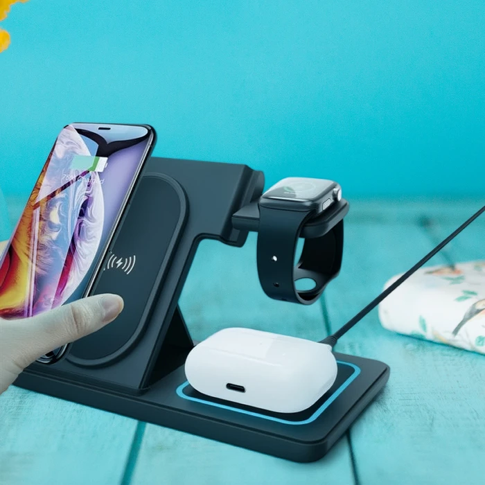 Lamtech 3‑in‑1 Foldable Wireless Charger Stand 15W Black (LAM981203)
