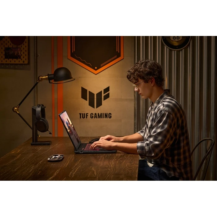Asus Laptop Gaming TUF Gaming A18 FA808UM-S9058 AMD Ryzen 7 260 18 inches 2 5K 16GB 512GB SSD RTX 5060 NoOS Gray