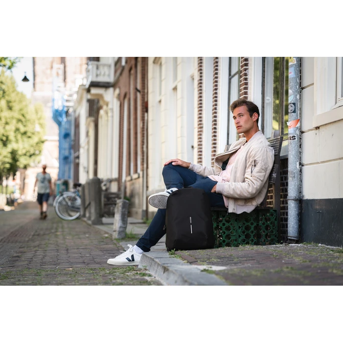 Σακίδιο XD DESIGN ANTI-THEFT BOBBY SOFT BLACK P/N: P705.791