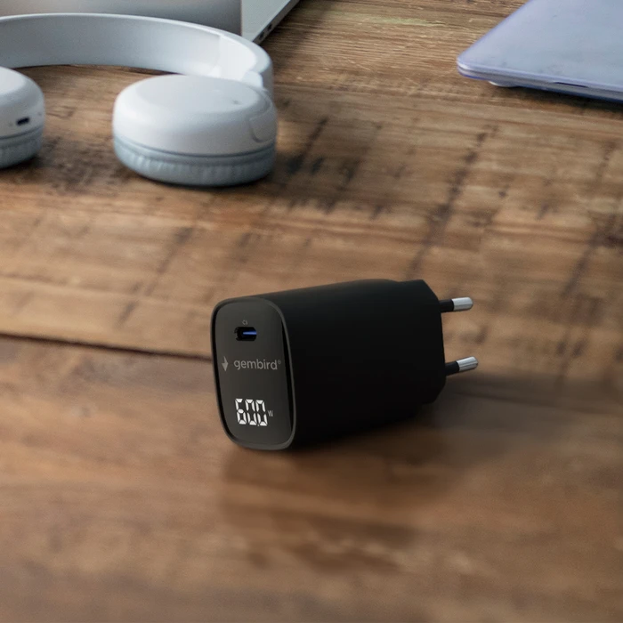 Gembird Φορτιστής USB-C 60W με LCD, Power Delivery PD 3.2 & Quick Charge 3.0 Μαύρο (TA-UC-1C-PD60LCD-01-BK)